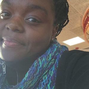 Meet your Posher, Desiree